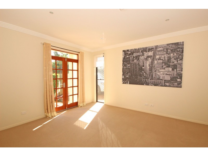 99 Franquin Crescent, Eight Mile Plains QLD 4113