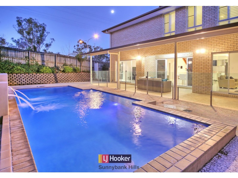 13 Ngairi Close, Eight Mile Plains QLD 4113