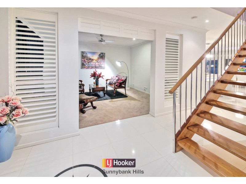 13 Ngairi Close, Eight Mile Plains QLD 4113