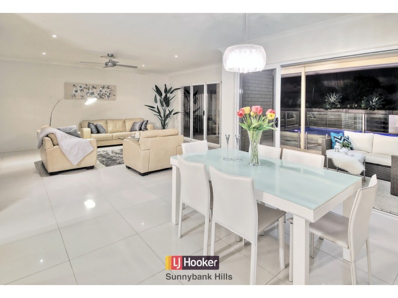 13 Ngairi Close, Eight Mile Plains QLD 4113