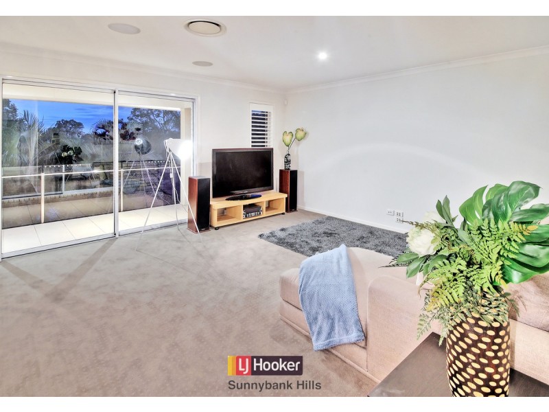 13 Ngairi Close, Eight Mile Plains QLD 4113