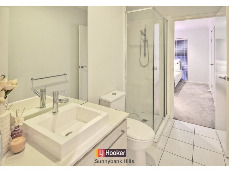 13 Ngairi Close, Eight Mile Plains QLD 4113