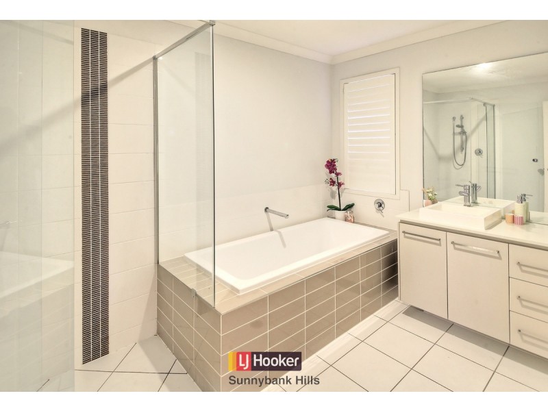 13 Ngairi Close, Eight Mile Plains QLD 4113