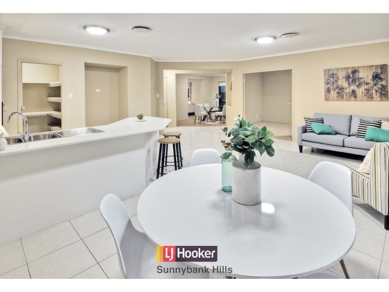 24 Avonlea Place, Eight Mile Plains QLD 4113