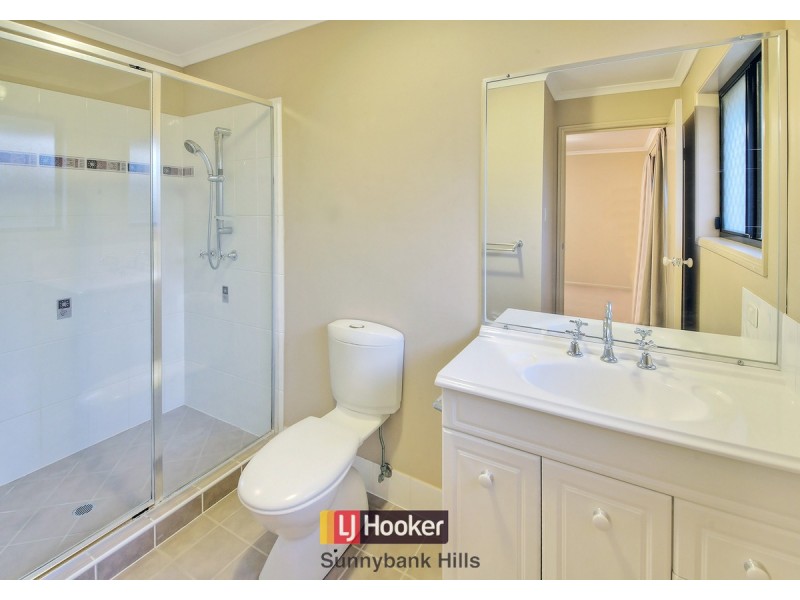 24 Avonlea Place, Eight Mile Plains QLD 4113