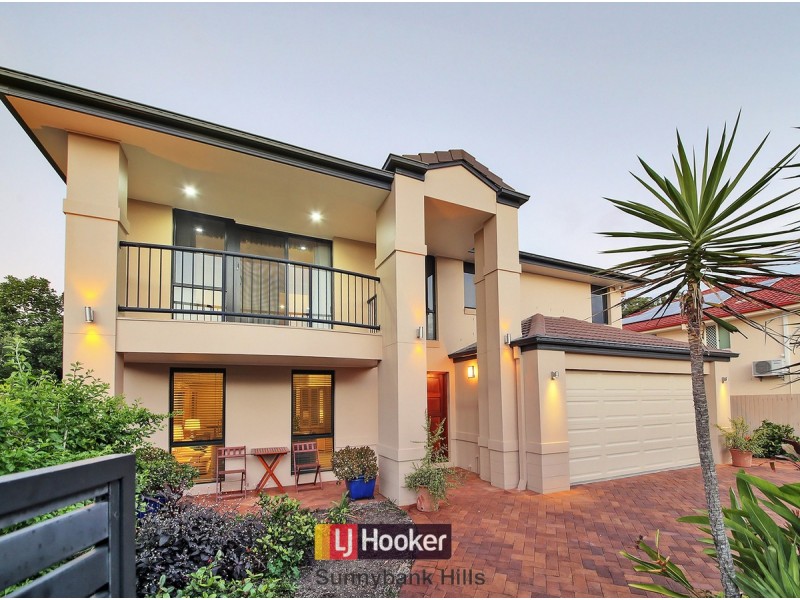 2 Azzure Street, Eight Mile Plains QLD 4113