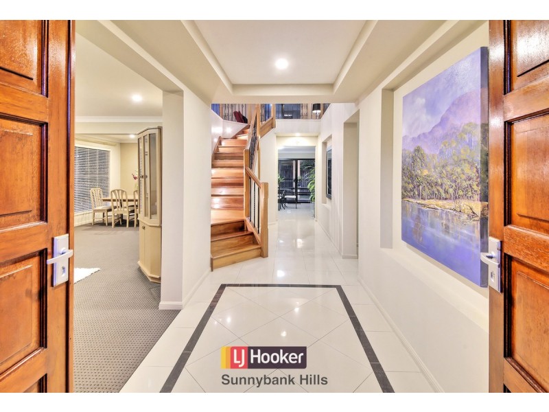 2 Azzure Street, Eight Mile Plains QLD 4113