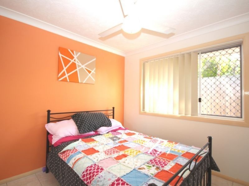 7 Orania Crescent, Calamvale QLD 4116