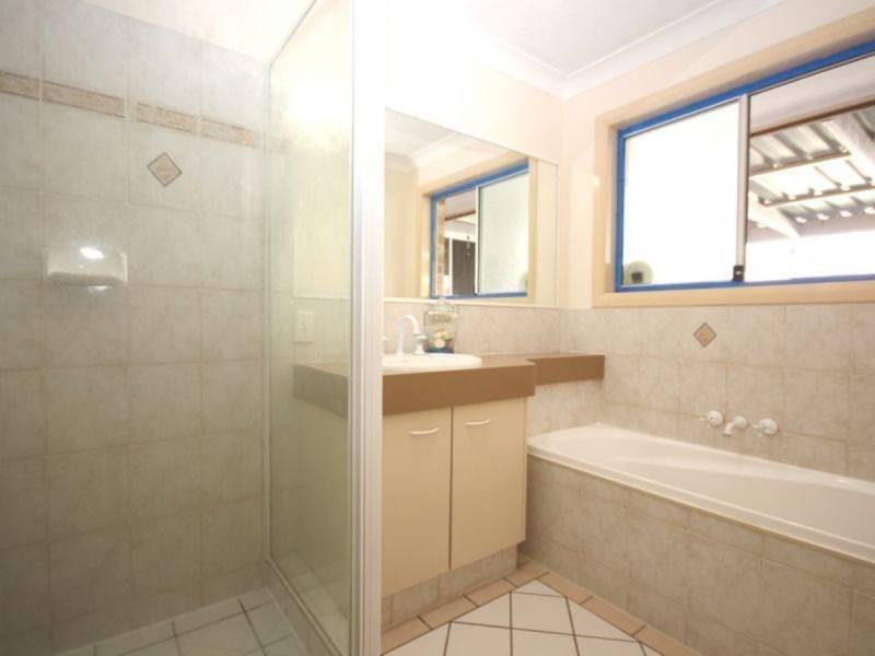 7 Orania Crescent, Calamvale QLD 4116