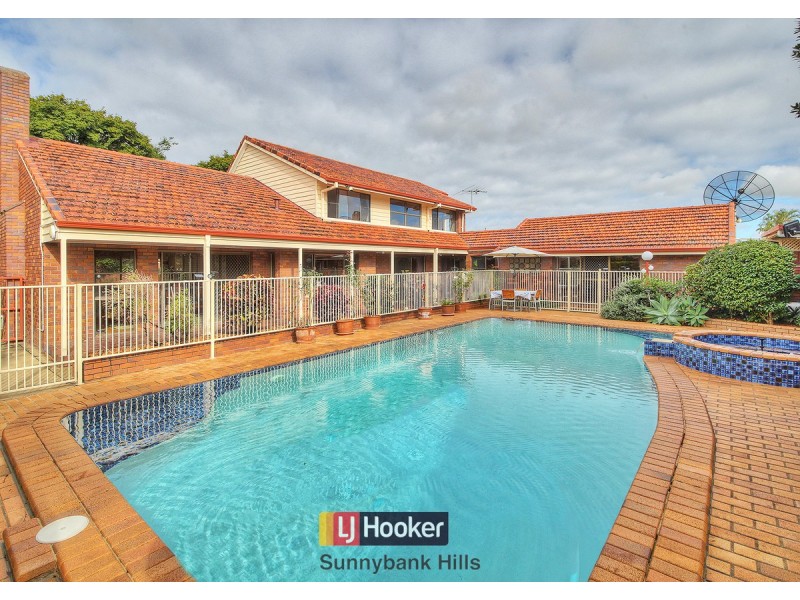 28 Faringdon Street, Robertson QLD 4109