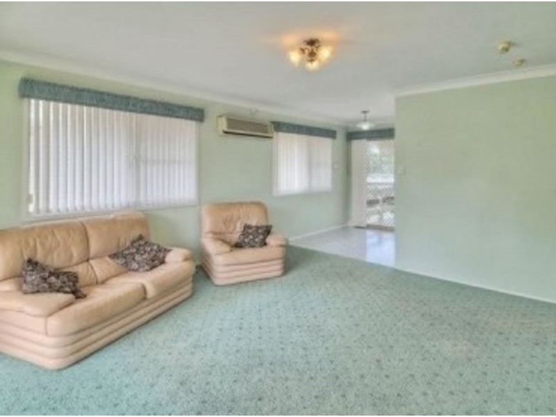 9 Rowan Street, Slacks Creek QLD 4127
