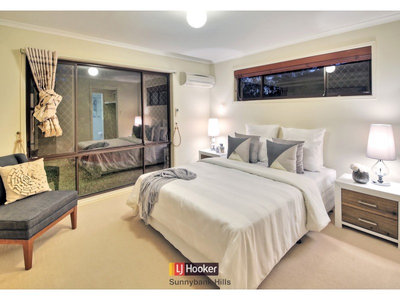 62 Chesterfield Crescent, Kuraby QLD 4112