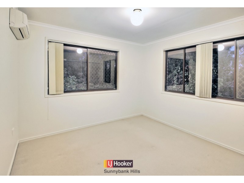 62 Chesterfield Crescent, Kuraby QLD 4112
