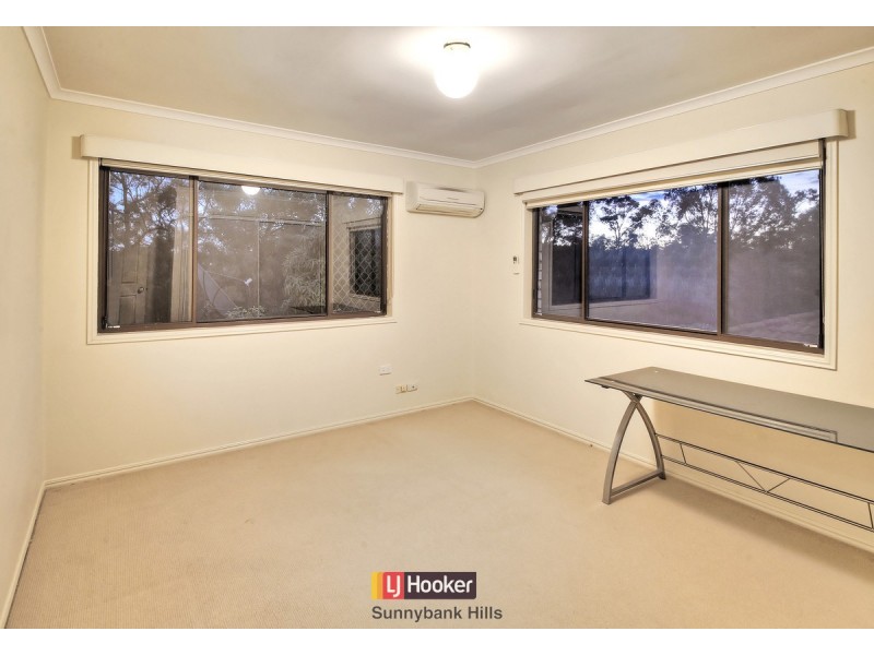 62 Chesterfield Crescent, Kuraby QLD 4112