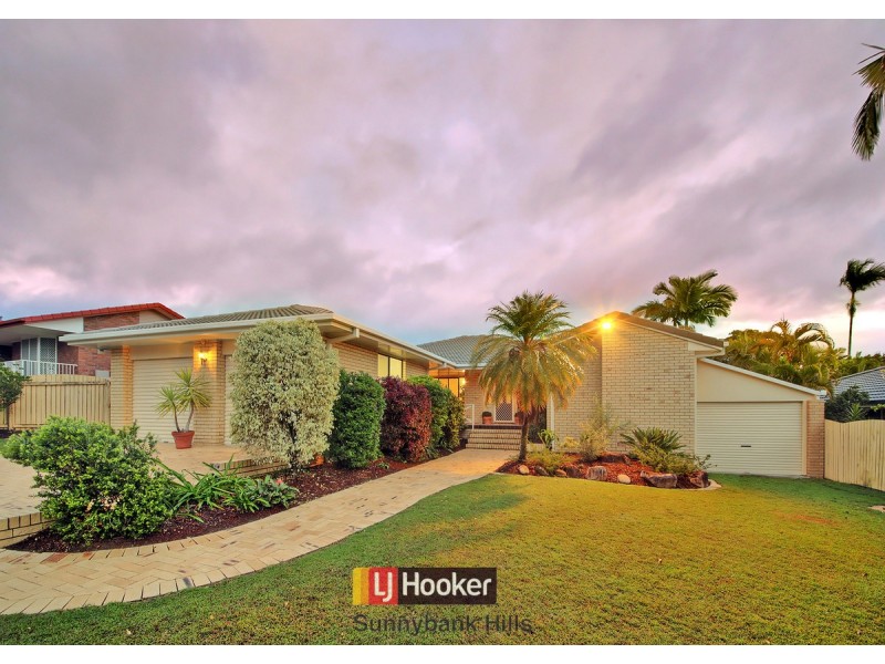 7 Taft Court, Stretton QLD 4116
