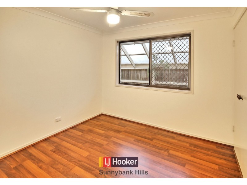 7 Taft Court, Stretton QLD 4116