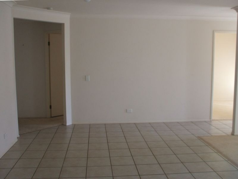 1 Lewis Place, Calamvale QLD 4116