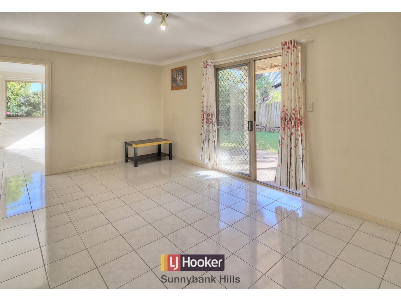 25 Buckinghamia Place, Stretton QLD 4116