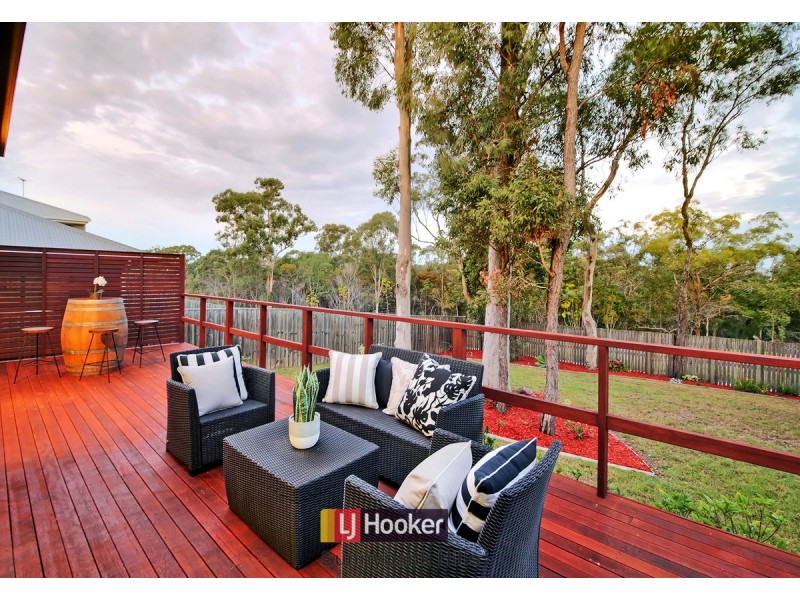 96 Oak Place, Mackenzie QLD 4156