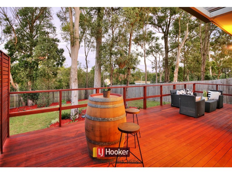 96 Oak Place, Mackenzie QLD 4156