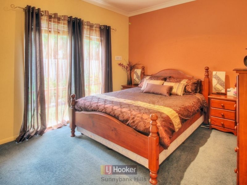 56 Wallum Drive, Parkinson QLD 4115