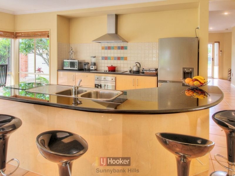 56 Wallum Drive, Parkinson QLD 4115