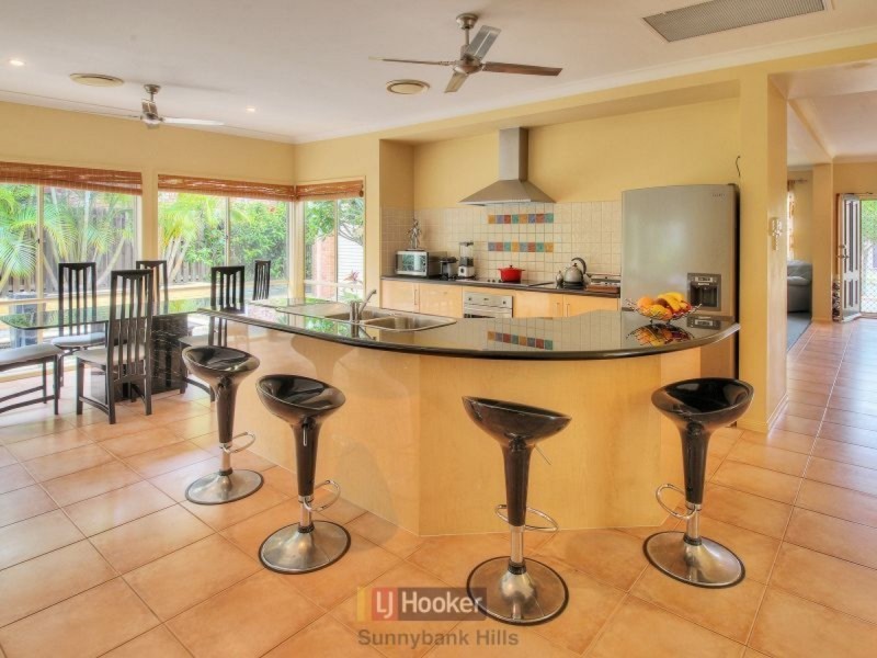 56 Wallum Drive, Parkinson QLD 4115