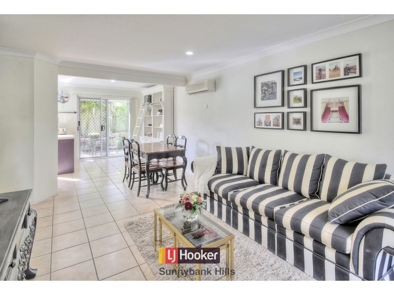 3/8 Earnshaw Street, Calamvale QLD 4116