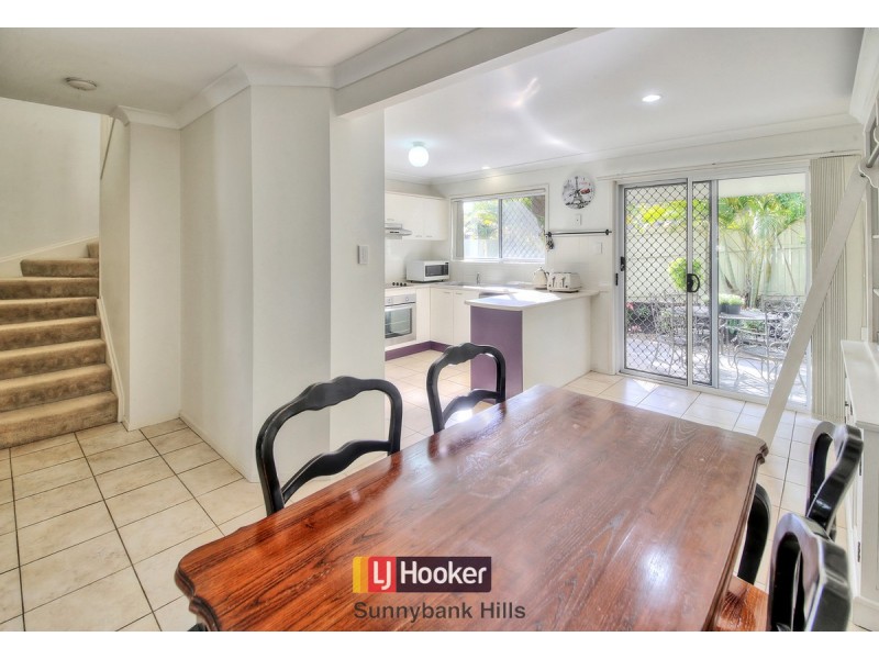 3/8 Earnshaw Street, Calamvale QLD 4116