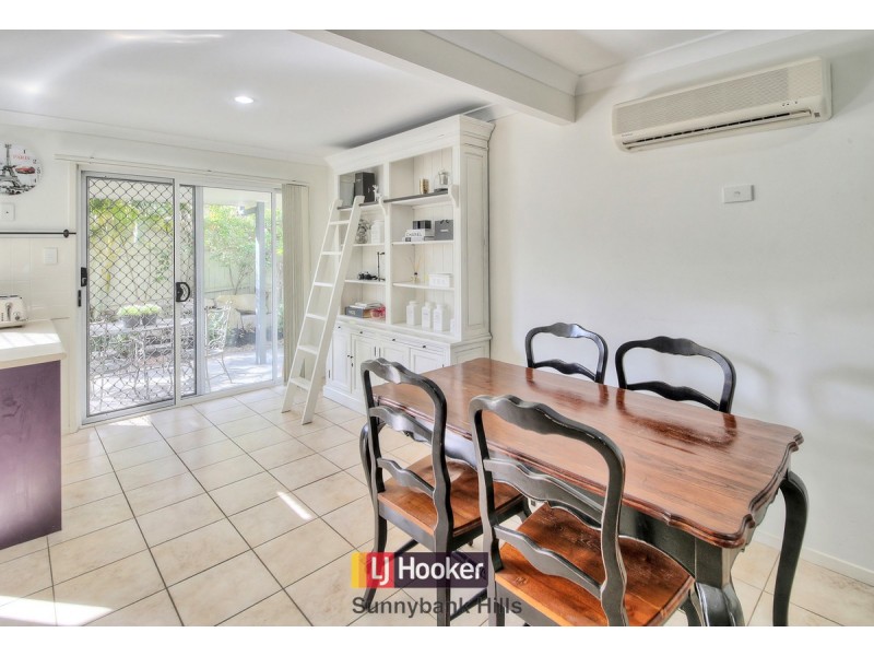 3/8 Earnshaw Street, Calamvale QLD 4116