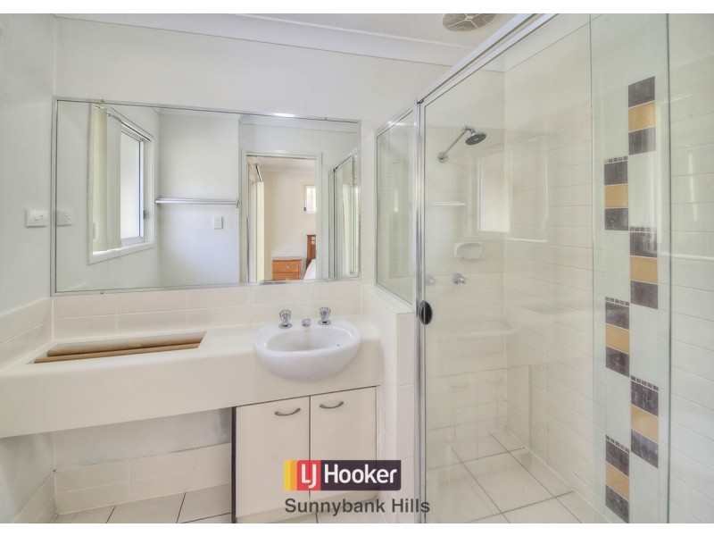 3/8 Earnshaw Street, Calamvale QLD 4116