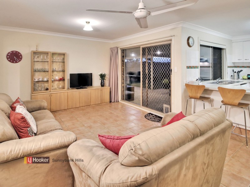 4 Earl Street, Runcorn QLD 4113