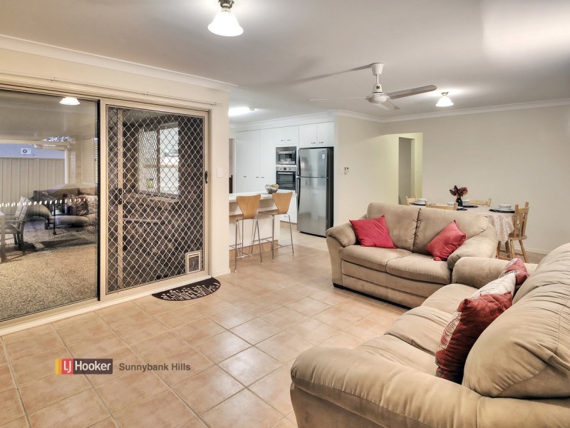 4 Earl Street, Runcorn QLD 4113