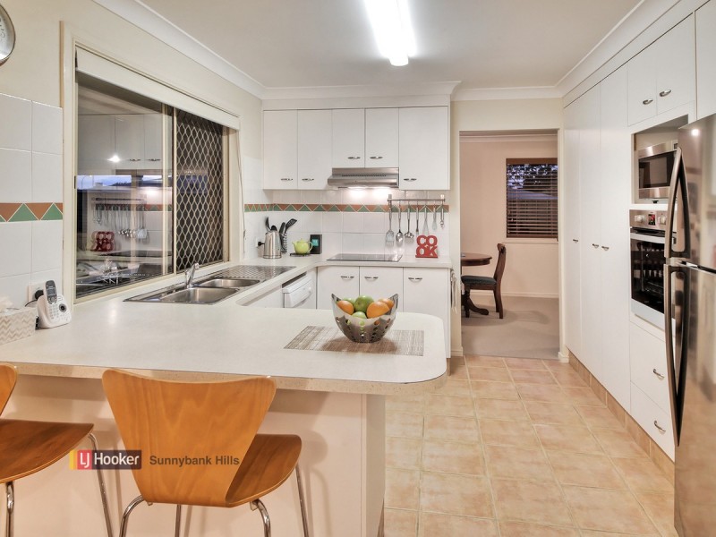 4 Earl Street, Runcorn QLD 4113