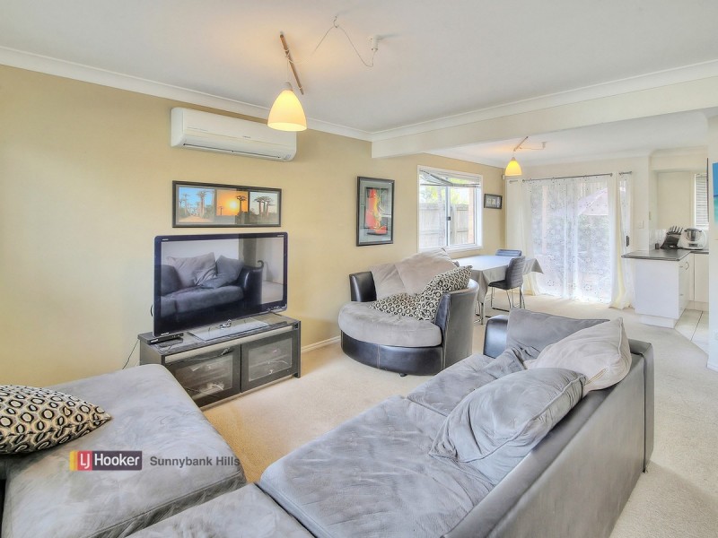 12/18 Swan Lake Crescent, Calamvale QLD 4116