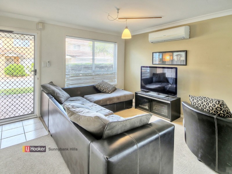 12/18 Swan Lake Crescent, Calamvale QLD 4116