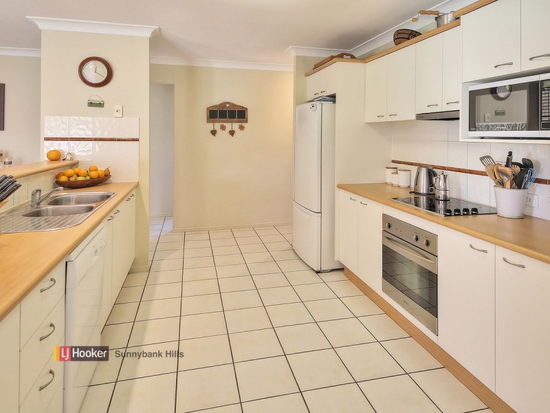 32 Tarra Place, Parkinson QLD 4115