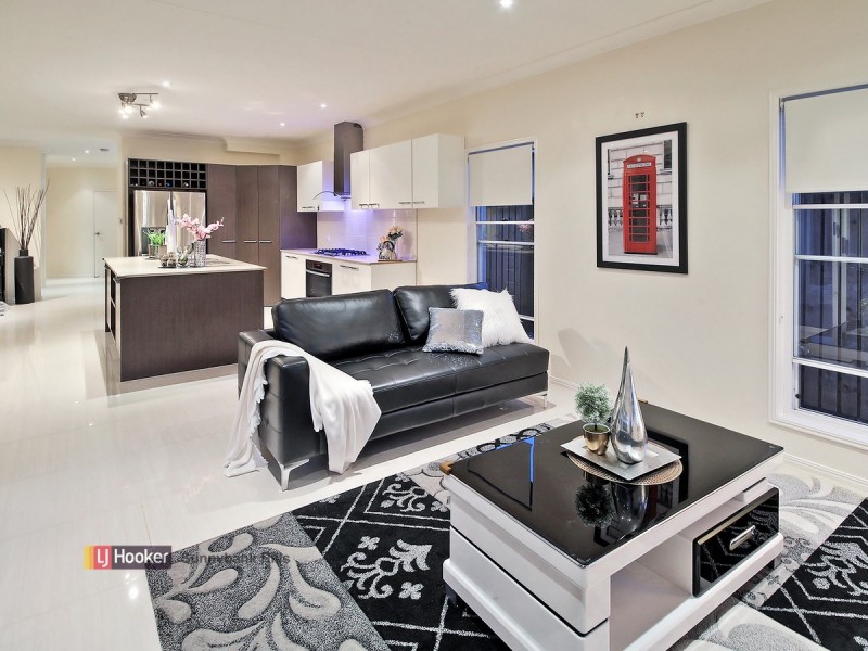 28 Phoenix Street, Rochedale QLD 4123