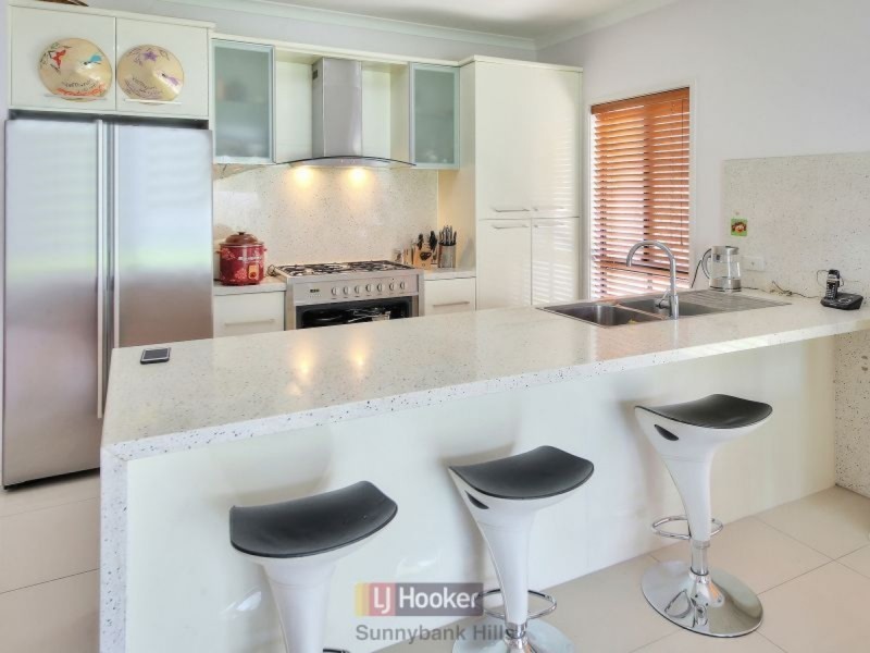 105 Alan Crescent, Eight Mile Plains QLD 4113