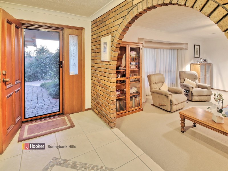 5 Druid Court, Eight Mile Plains QLD 4113