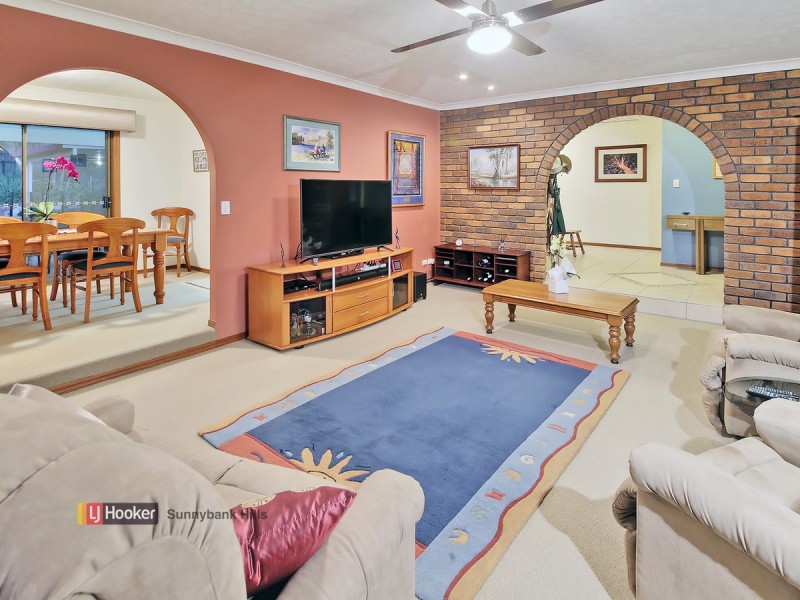 5 Druid Court, Eight Mile Plains QLD 4113