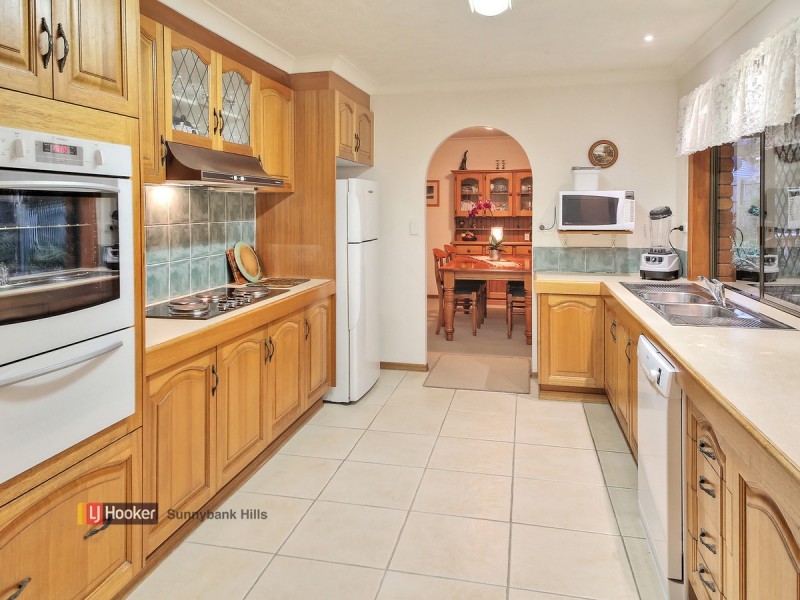 5 Druid Court, Eight Mile Plains QLD 4113