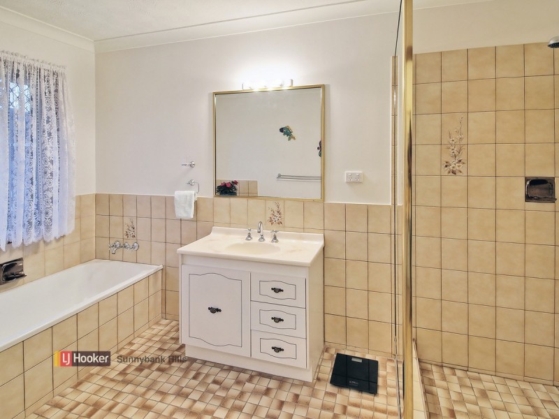 5 Druid Court, Eight Mile Plains QLD 4113