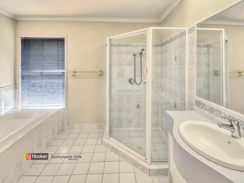 22 Eden Elm Street, Calamvale QLD 4116