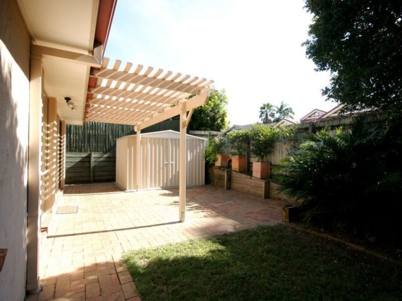 37 Orania Crescent, Calamvale QLD 4116