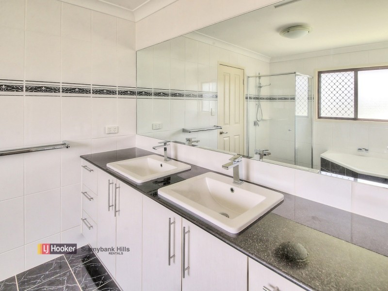 60 Lindwall Street, Upper Mount Gravatt QLD 4122