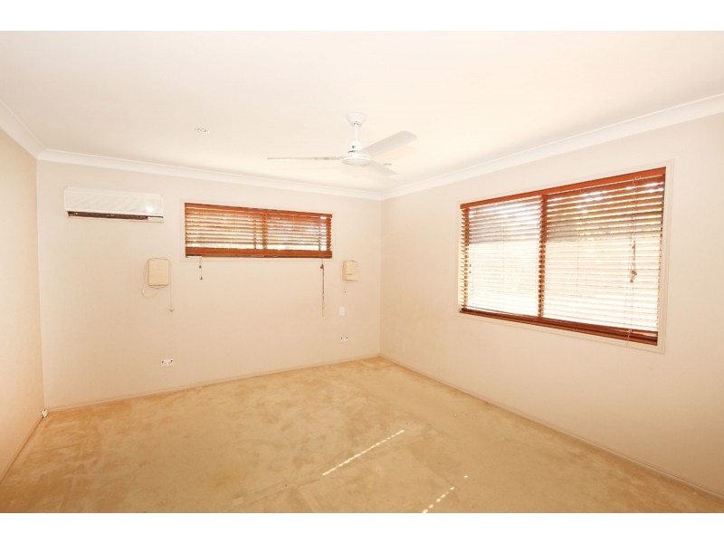 40 Sheridan Crescent, Shailer Park QLD 4128