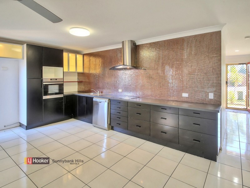 20 Cowper Place, Coopers Plains QLD 4108