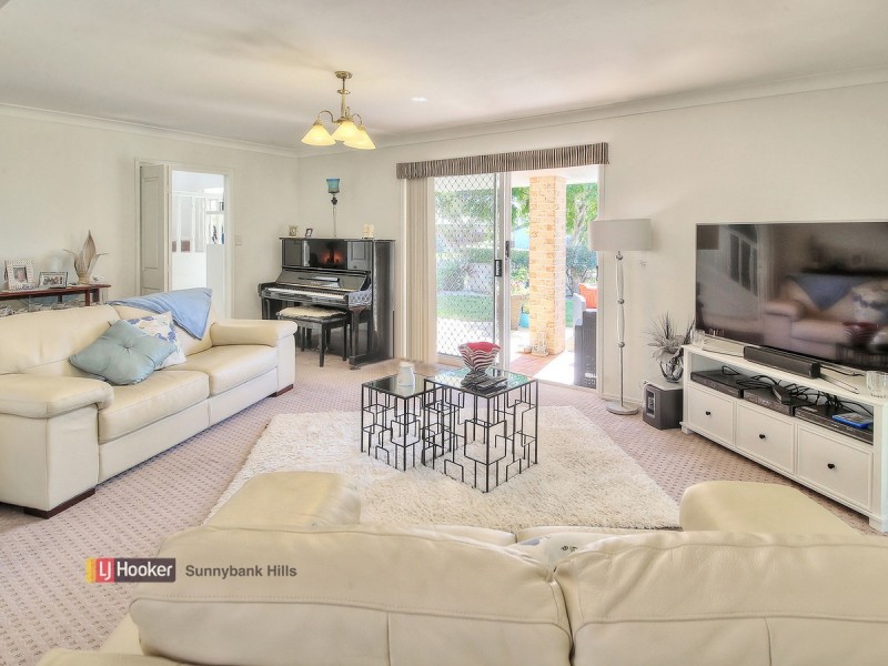 2 Bethany Place, Parkinson QLD 4115