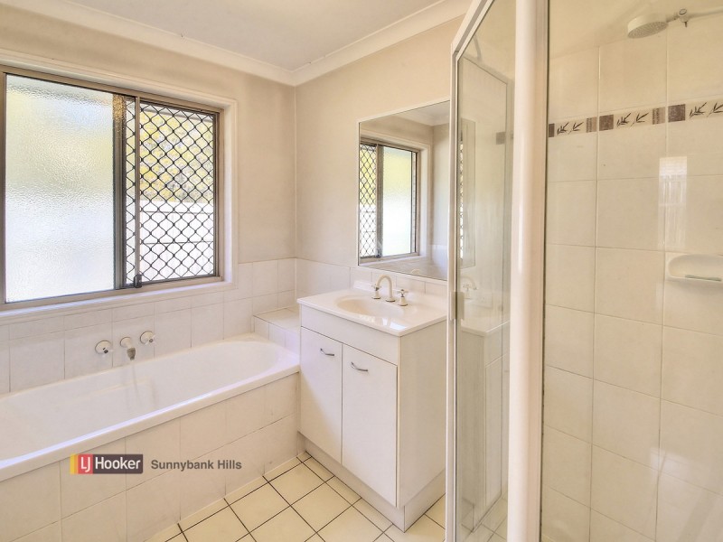 24 Apsley Crescent, Parkinson QLD 4115